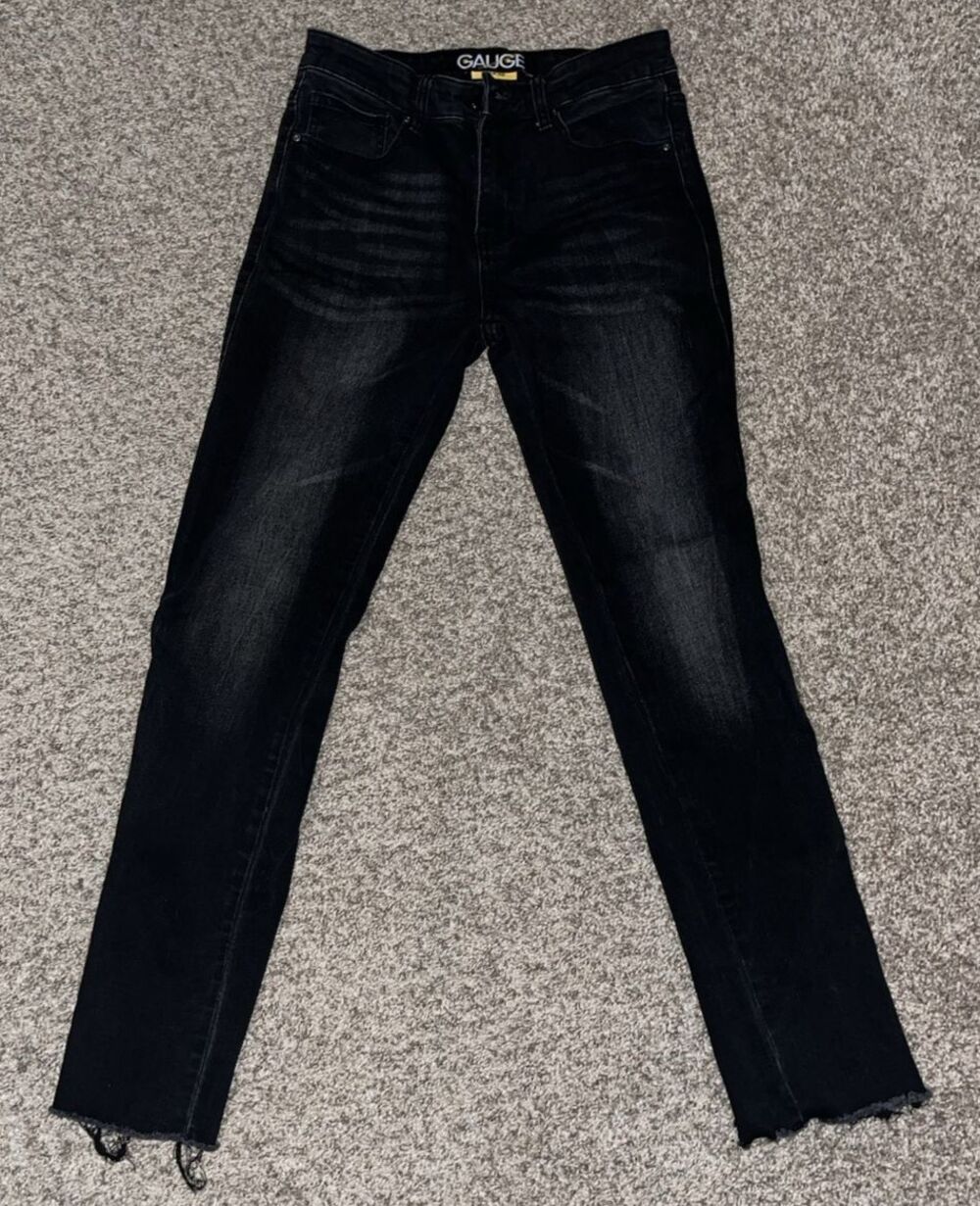 Gauge Black Jeans 29x32